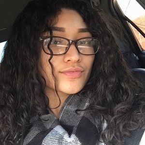 Meet your Posher, Katherine